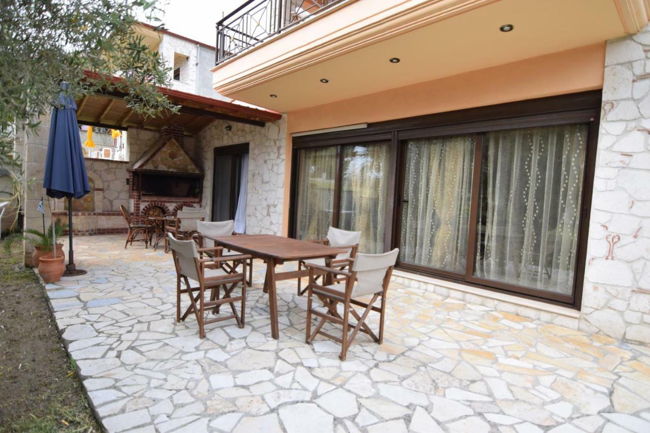 Holiday Villa Vee 네아 스키오니 외부 사진
